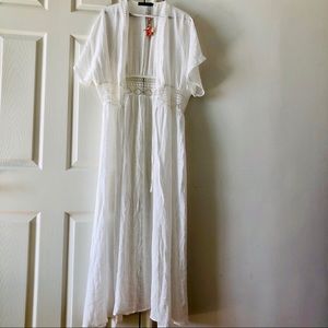 FancyInn tunic Robe with Lace detail